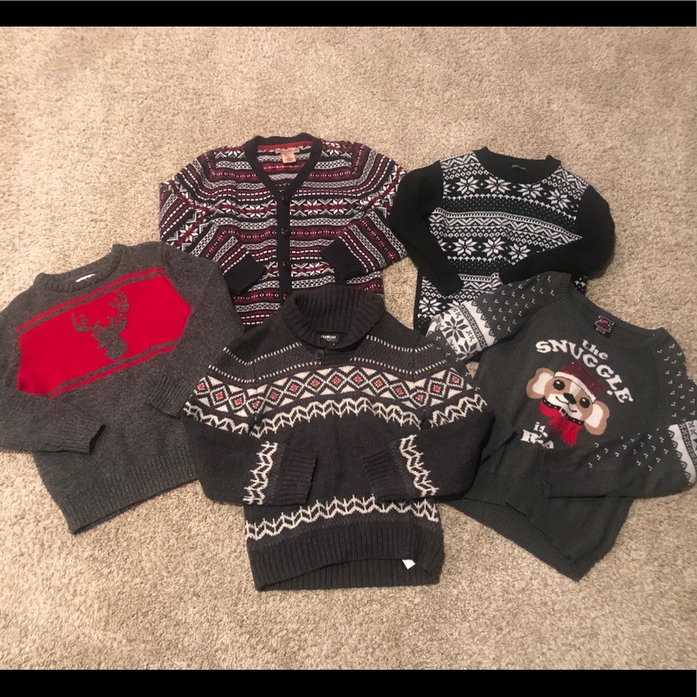 Boys Christmas sweaters size 6-8